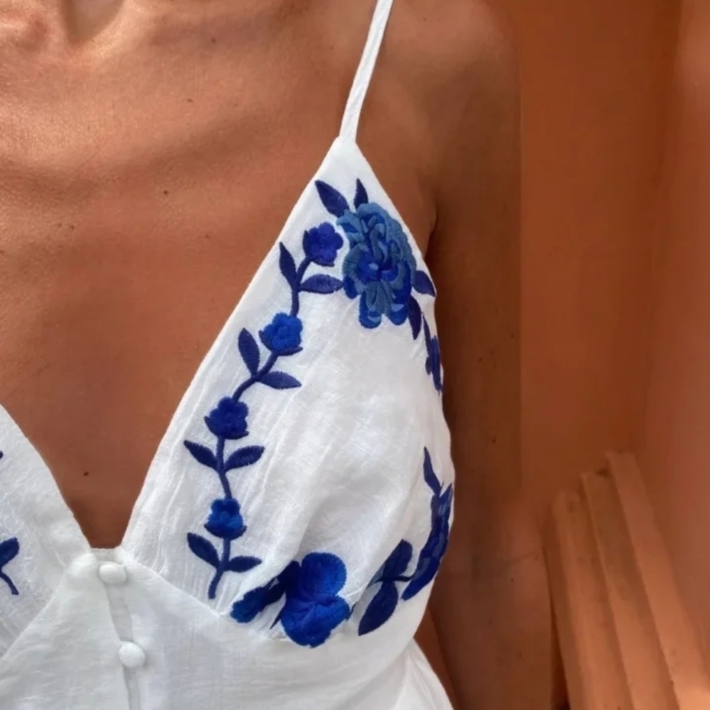 Holiday Chic Embroidery Backless Sling Midi Dress Single-breasted V-neck - Picture 6 of 8